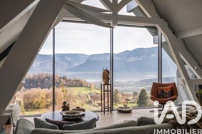 Maison - 254 m² - 7 pièces