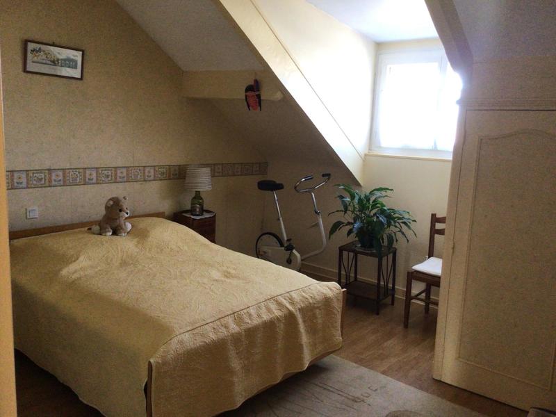 Maison - 137 m² - 8 pièces