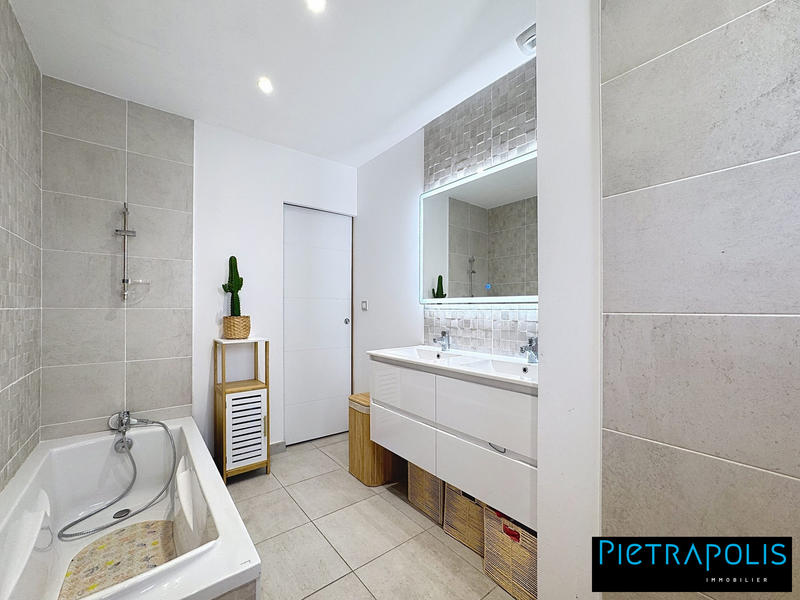 Maison - 112 m² - 5 pièces