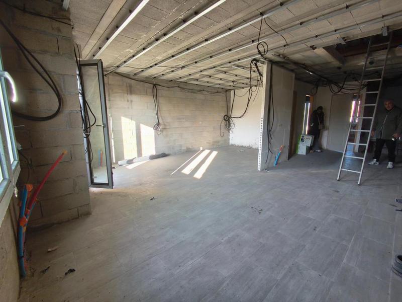 Immeuble - 131 m² - 6 pièces