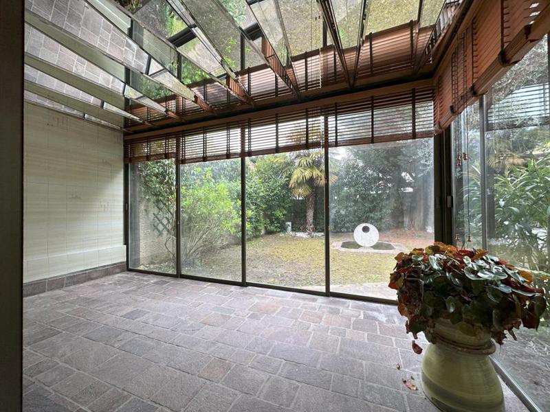 Maison d'architecte - 218 m² - 5 pièces