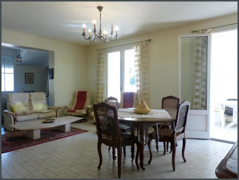 Maison traditionnelle - 150 m² - 6 pièces