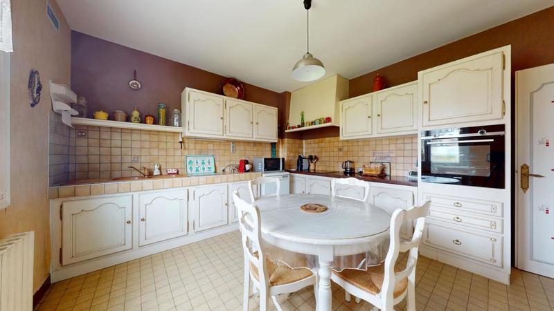 Maison - 122 m² - 4 pièces