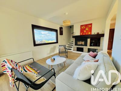 Maison - 142 m² - 5 pièces