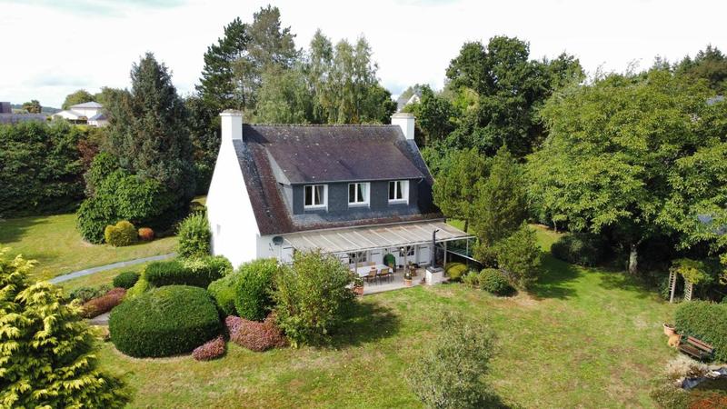 Maison - 162 m² - 5 pièces