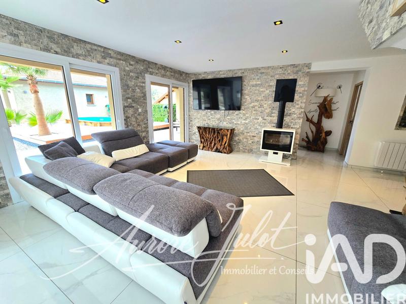 Maison - 150 m² - 4 pièces