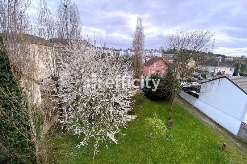 Appartement - 64 m² - 4 pièces