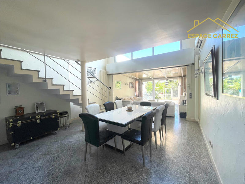 Maison - 200 m² - 5 pièces