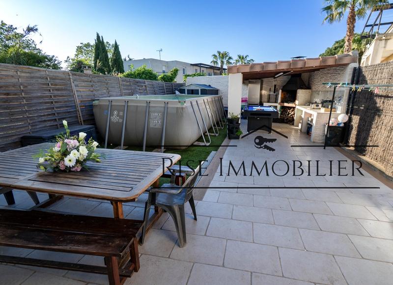 Maison - 90 m² - 4 pièces