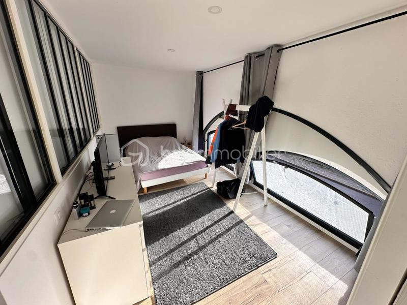 Loft - 67 m² - 3 pièces