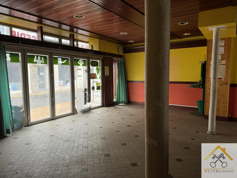Local commercial - 160 m²