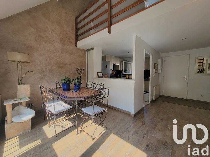 Appartement - 60 m² - 3 pièces