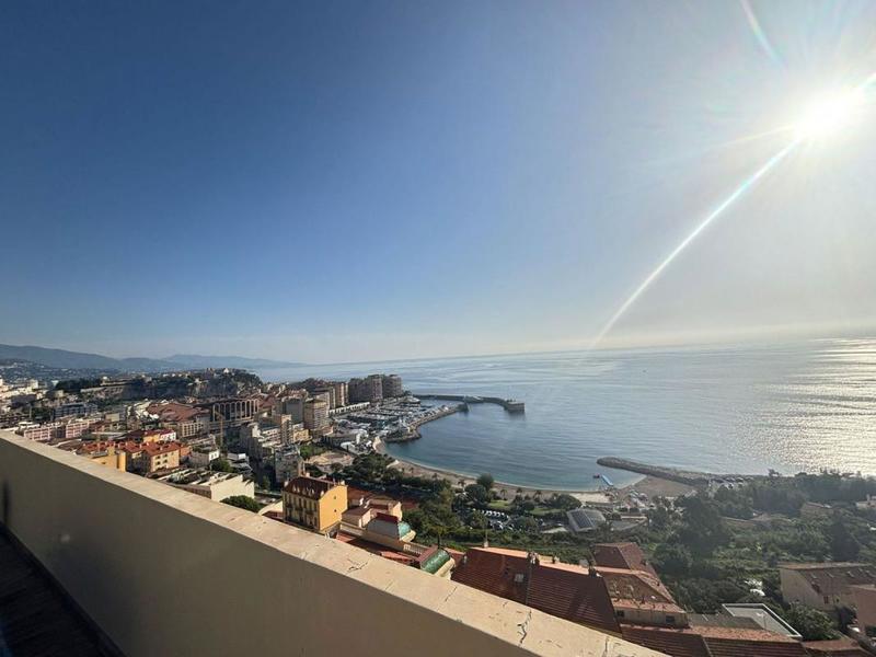 Penthouse - 115 m² - 4 pièces