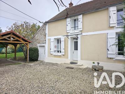 Maison - 105 m² - 4 pièces
