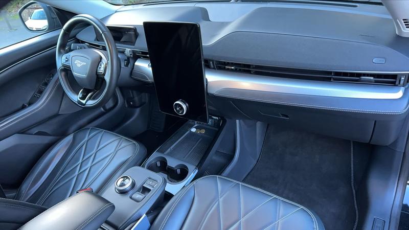 Ford Mustang Mach-E VI 269 76 kWh Standad Range