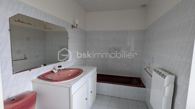 Maison en pierre - 84 m² - 3 pièces