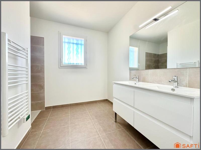 Maison - 84 m² - 5 pièces