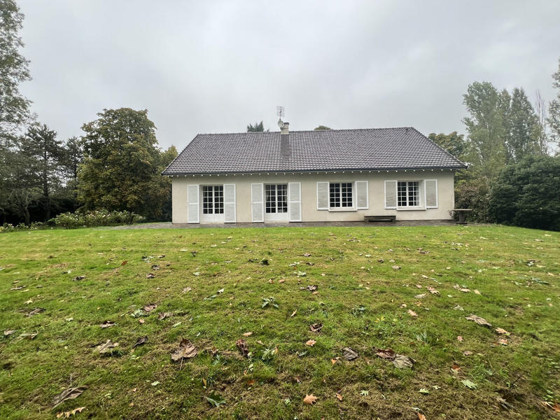 Maison - 140 m² - 5 pièces