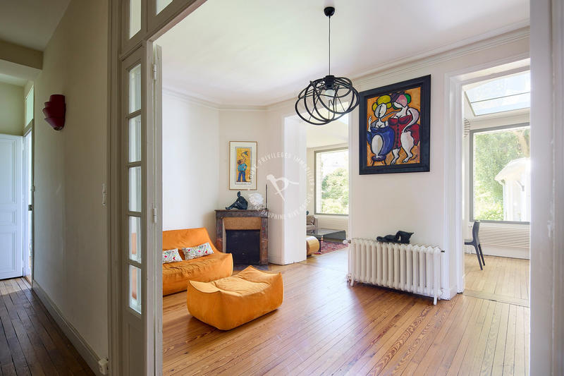 Appartement - 173 m² - 6 pièces