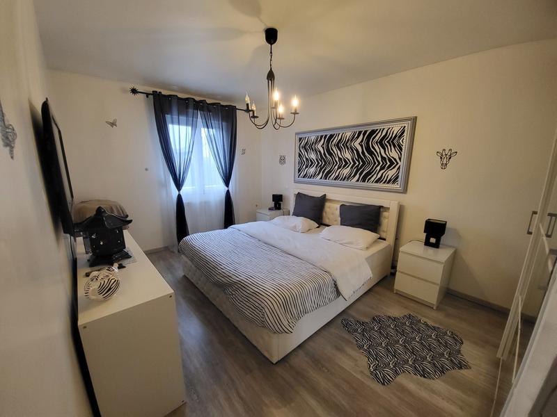 Maison - 95 m² - 5 pièces