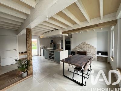 Maison - 137 m² - 5 pièces