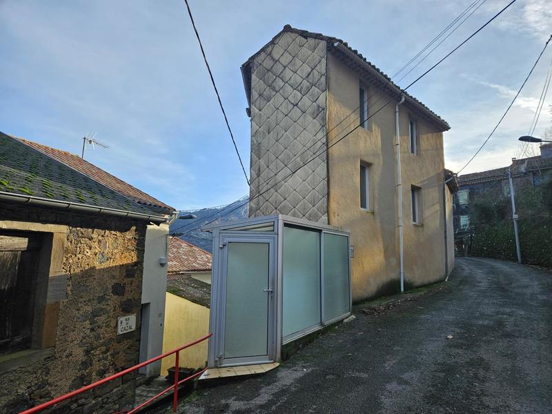 Maison de village - 64 m² - 4 pièces