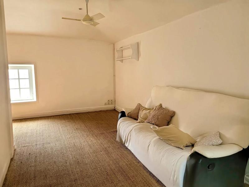 Maison - 470 m² - 18 pièces