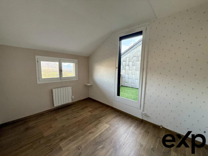 Appartement - 120 m² - 5 pièces