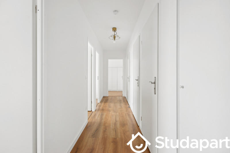 Chambre - 13 m² - 1 pièce