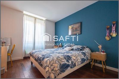 Maison - 153 m² - 6 pièces