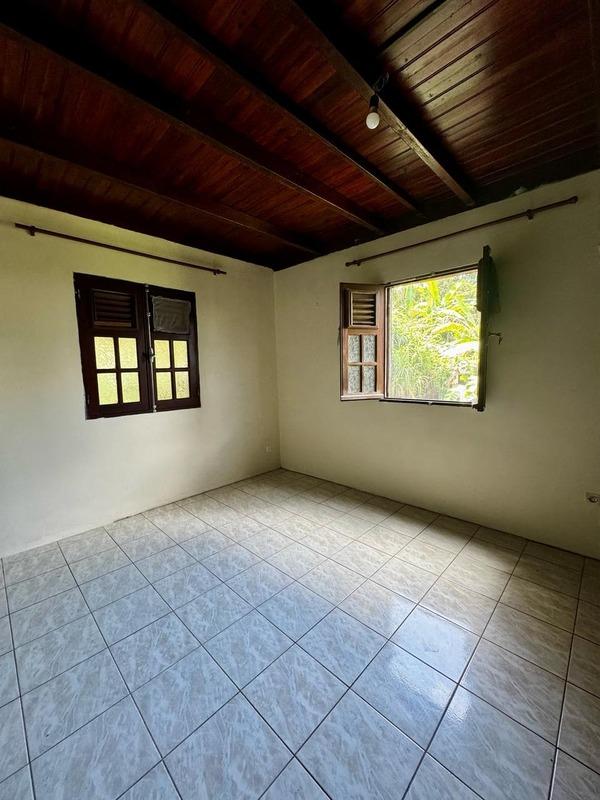 Maison - 180 m² - 6 pièces