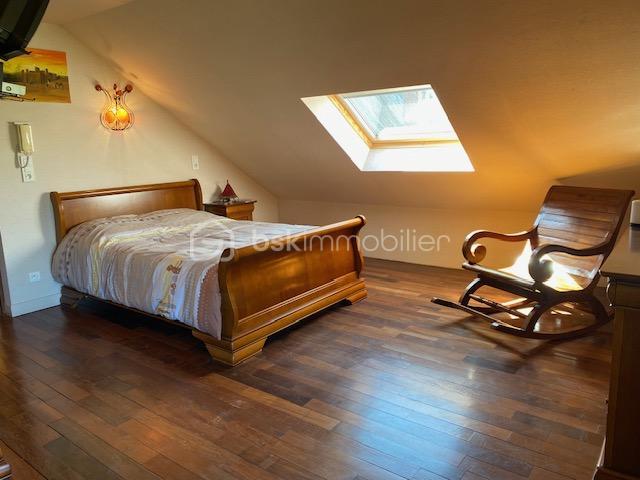 Propriété - 320 m² - 11 pièces