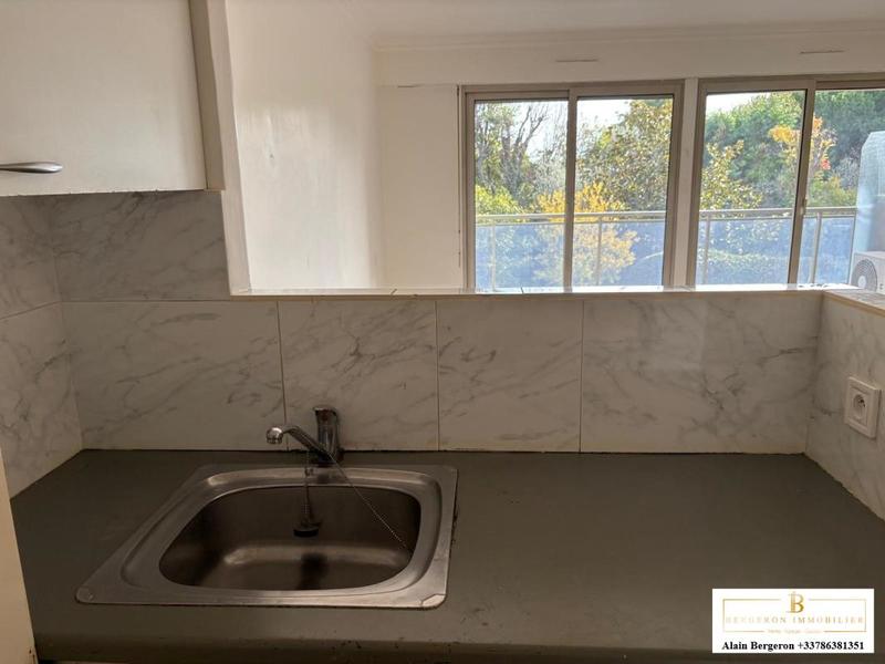 Studio - 37 m² - 1 pièce