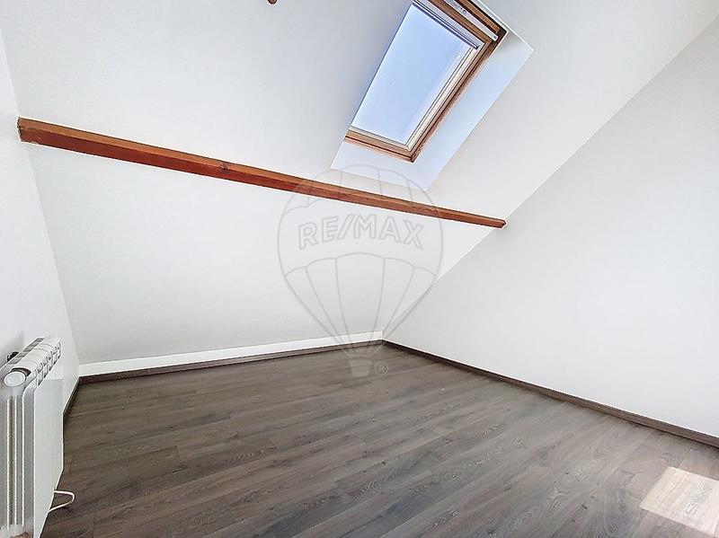 Duplex - 66 m² - 5 pièces