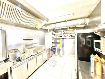 Fonds de commerce - 110 m²