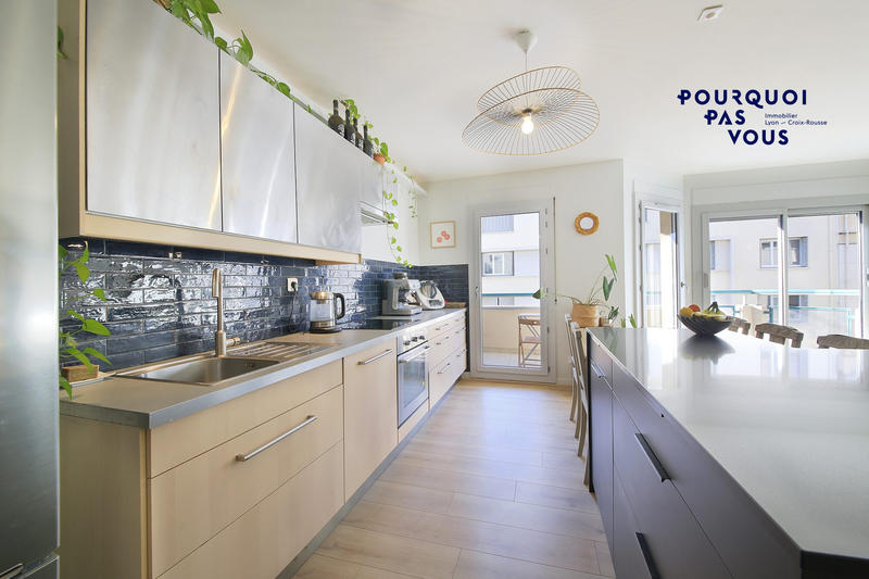 Appartement - 85 m² - 4 pièces