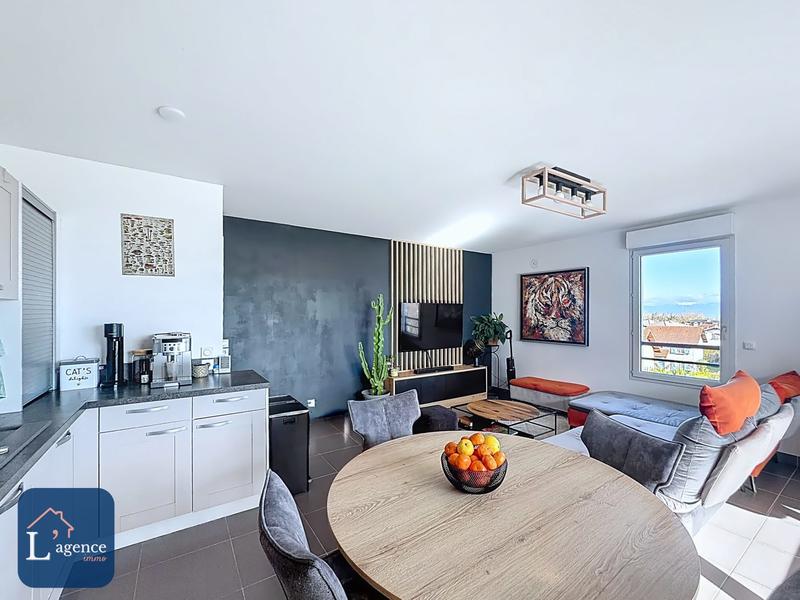 Appartement - 89 m² - 4 pièces