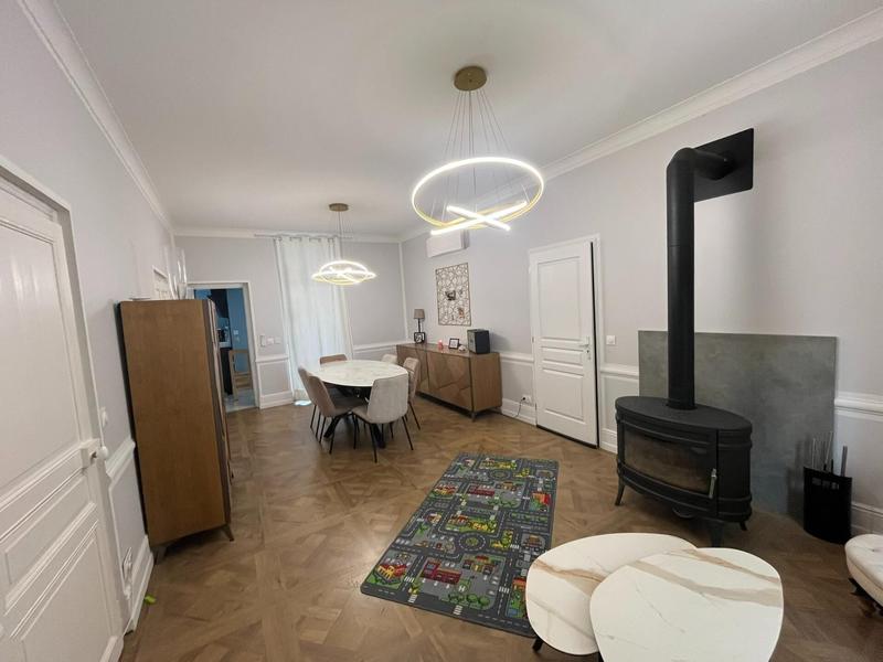 Maison de maîtres - 141 m² - 6 pièces