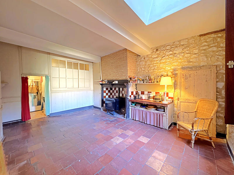 Maison - 202 m² - 6 pièces