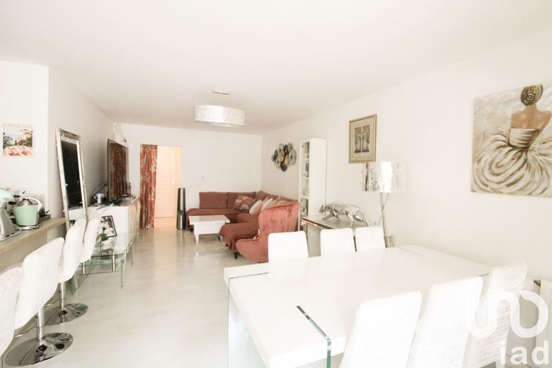 Appartement - 82 m² - 4 pièces