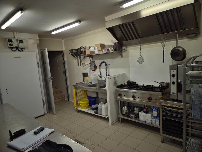 Immeuble - 220 m² - 5 pièces