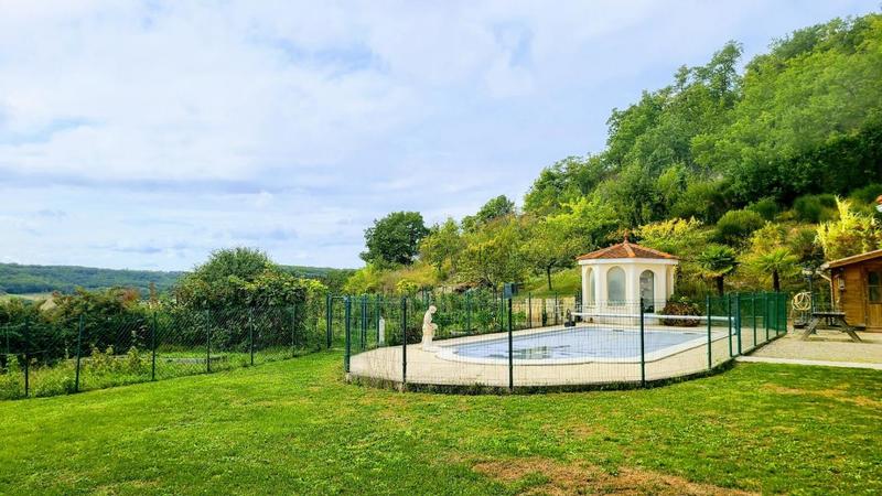 Maison - 147 m² - 5 pièces