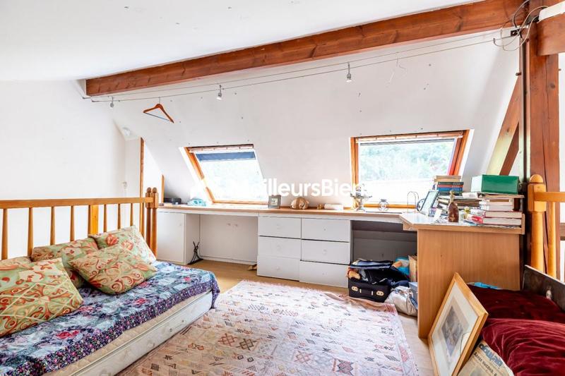 Maison - 190 m² - 8 pièces