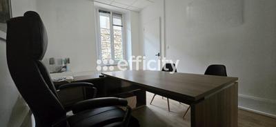 Bureau - 81 m² - 4 pièces