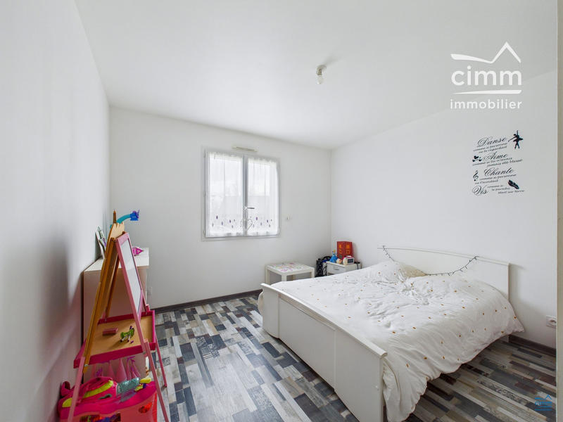 Maison - 104 m² - 4 pièces