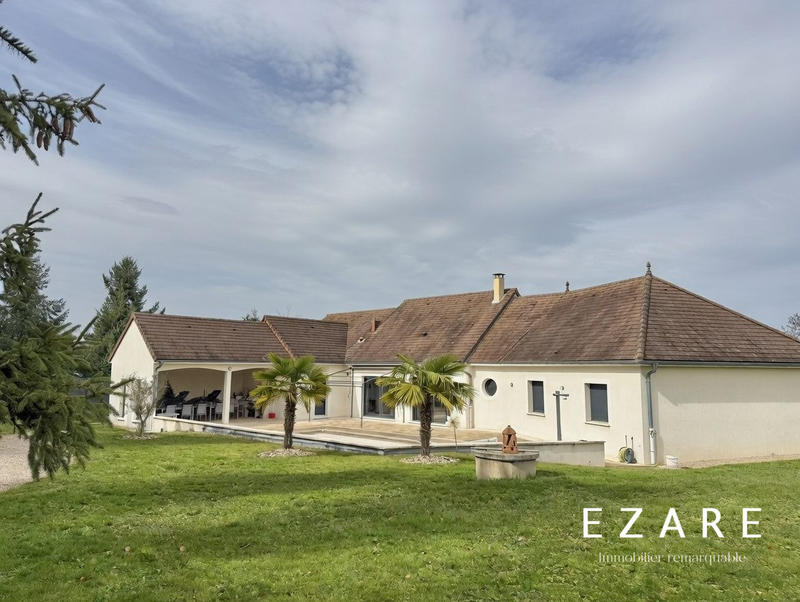 Maison - 174 m² - 6 pièces