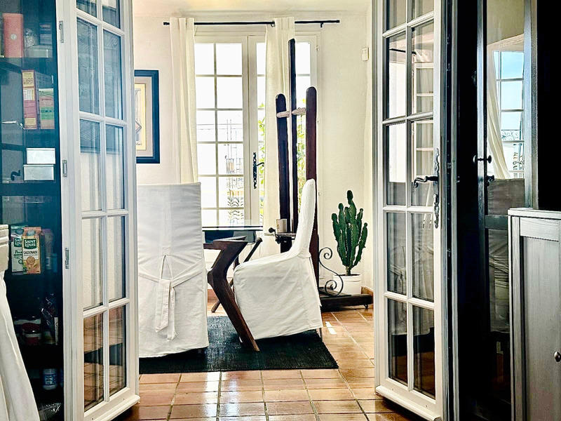 Appartement - 178 m² - 8 pièces