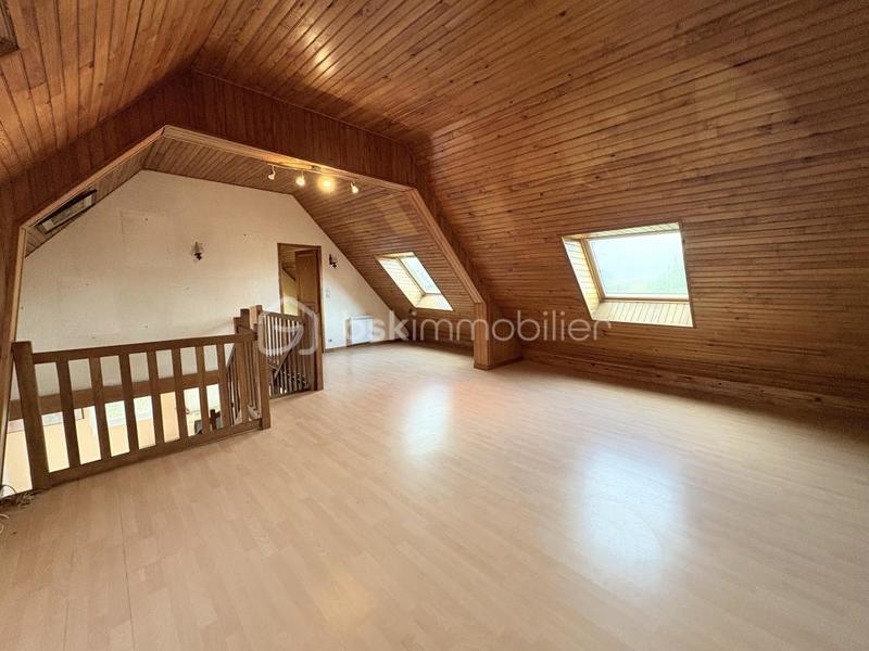 Pavillon - 150 m² - 5 pièces