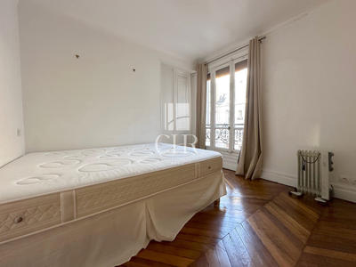 Appartement - 80 m² - 3 pièces