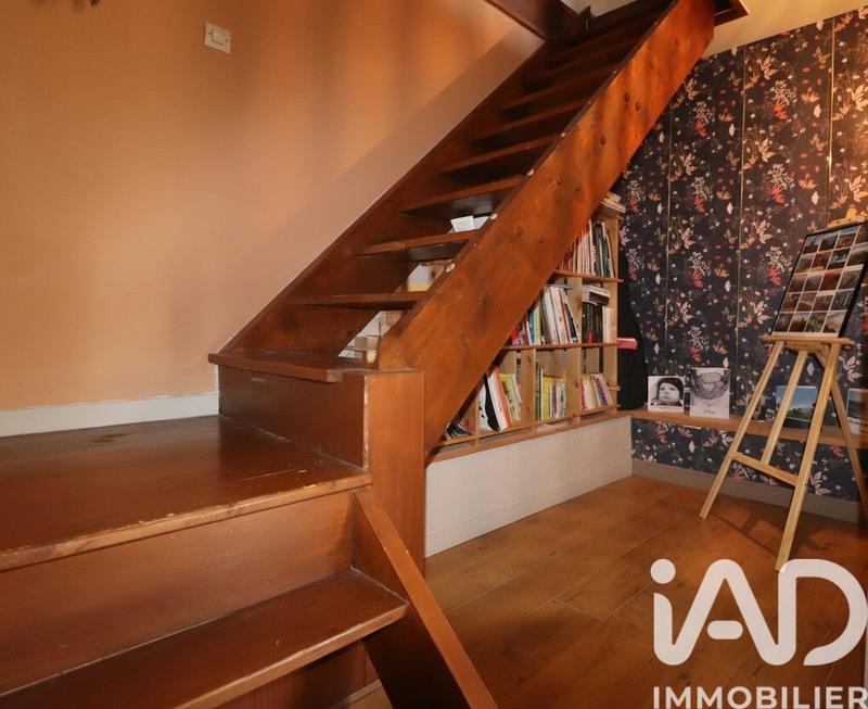 Maison - 205 m² - 8 pièces